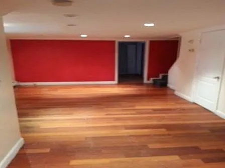 Building Photo 3