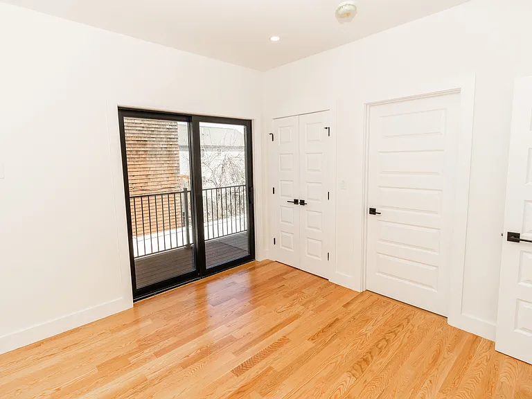 28-30 Clifton St #30B — Photo 17