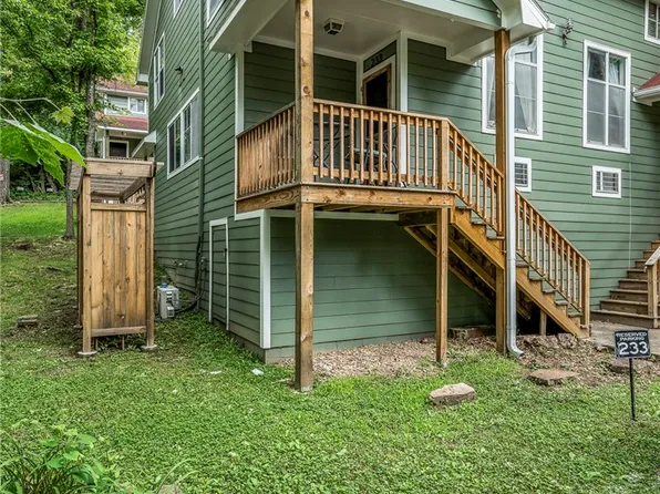 233 S Gregg Ave, Fayetteville, AR 72701