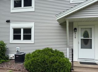 319 Kelly Cir, Duluth, MN 55811