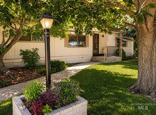 10565 W Halstead Dr, Boise, ID 83704