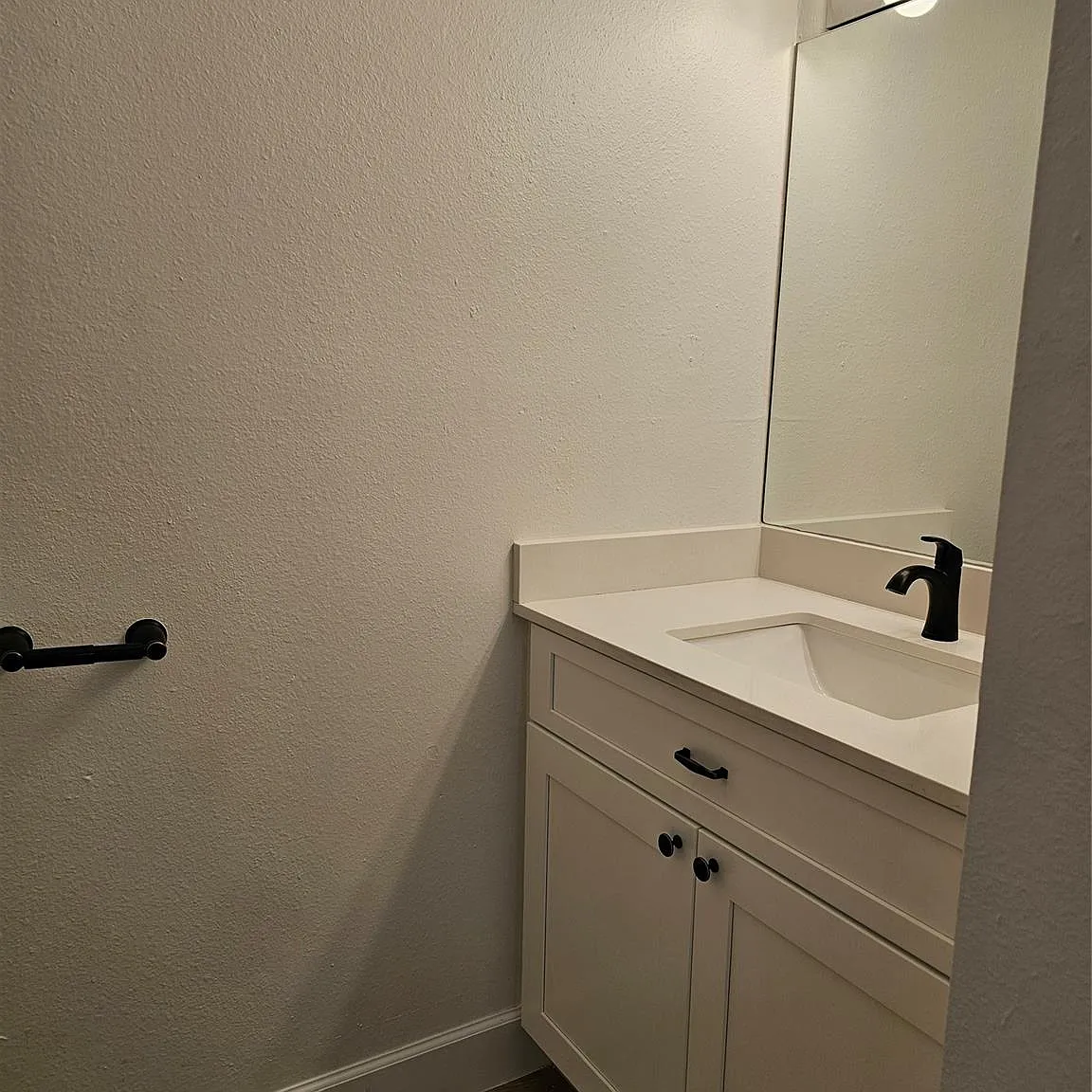 2 bed, 1.5 bath, 1012 sqft, $1,500 — Photo 4