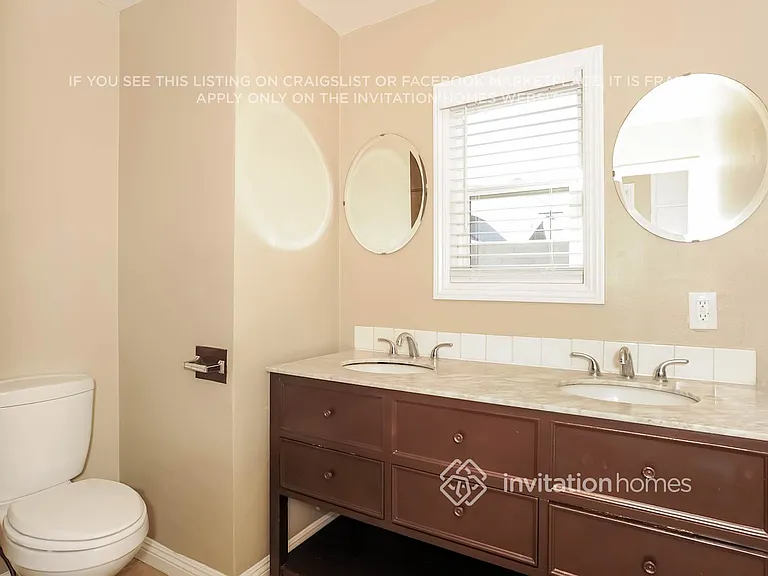 1018 W G St — Photo 15