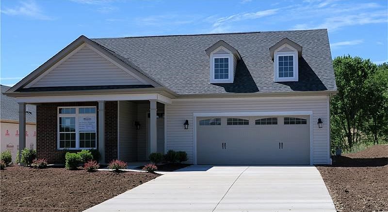 1st image of 204 Brookside Dr