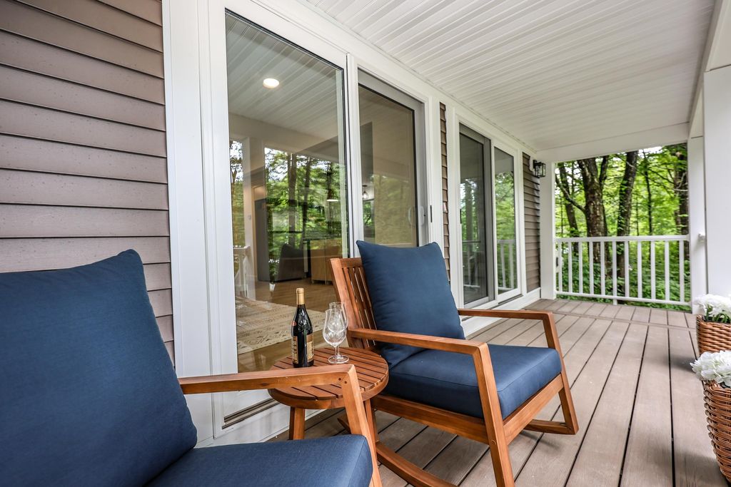 24 Mountain Road, Raymond, NH - View 4