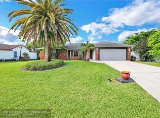 201 SW Dalton Cir, Port Saint Lucie, FL 34953