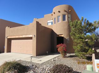 7249 N Via Contenta NE, Albuquerque, NM 87113