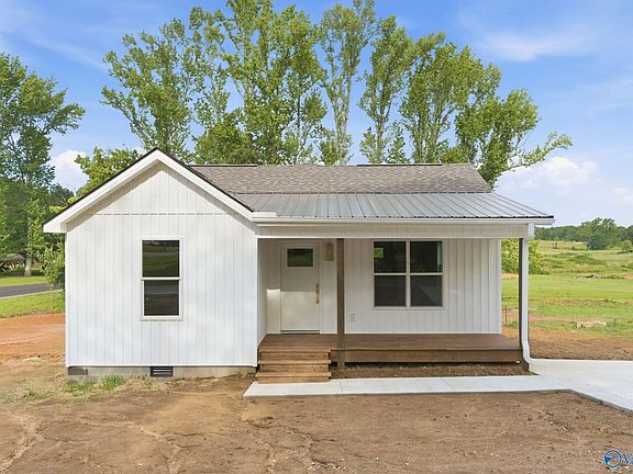 4th image of 2253 Old Union Rd