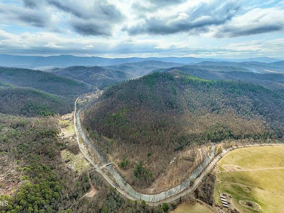 4th image of 9613 Roan Creek Rd