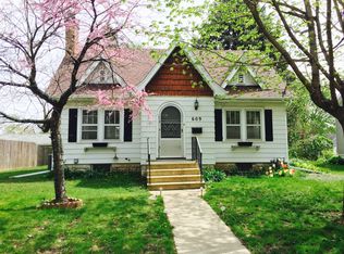 609 Hammond Ave, Waterloo, IA 50702