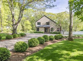21 Stock Farm Ln, Sag Harbor, NY 11963