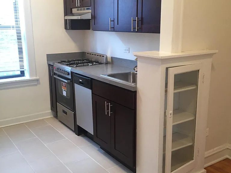 3155 N Hudson Ave #B2 — Photo 6