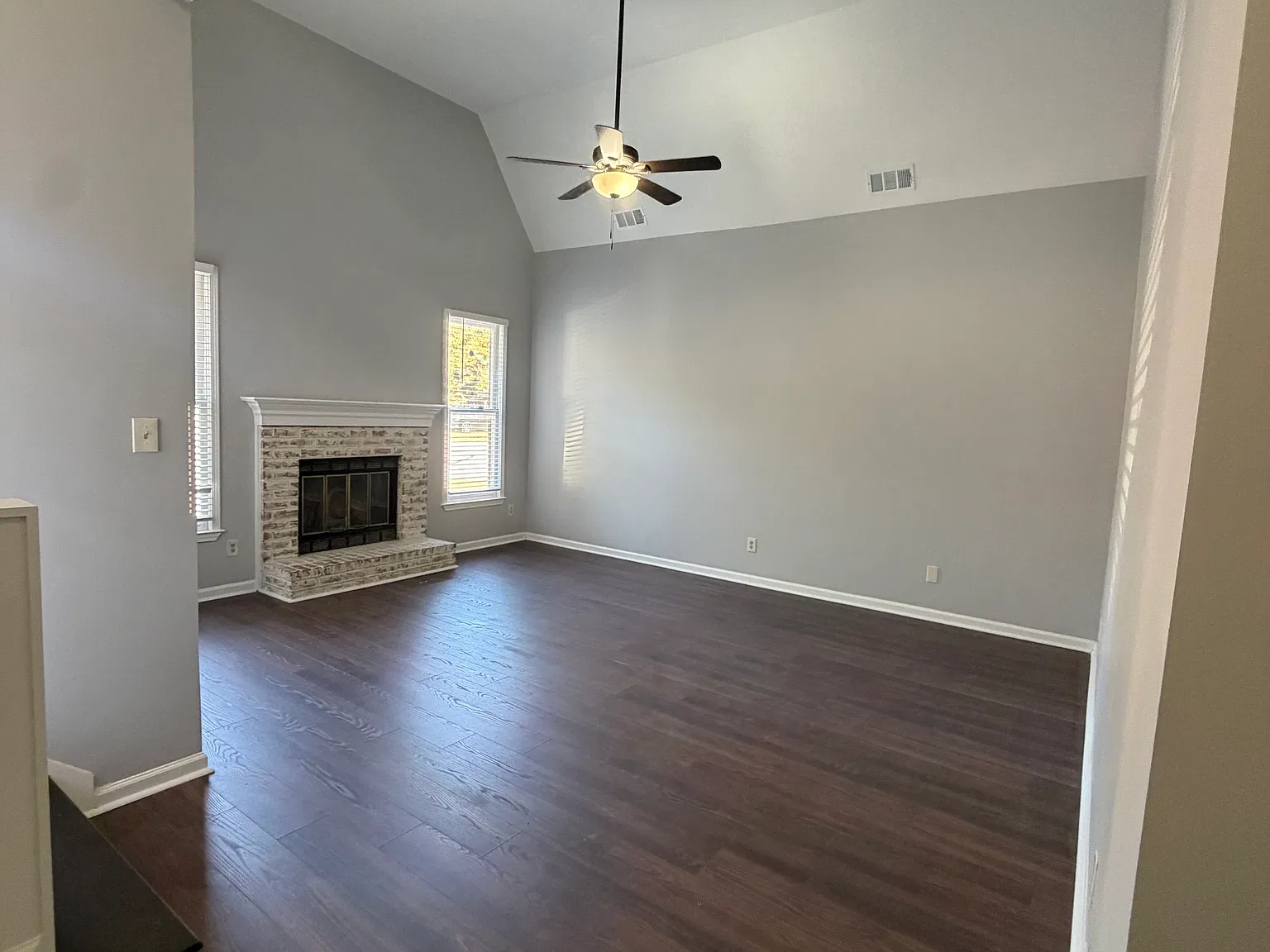 2 bed, 1350 sqft, $1,395 — Photo 2