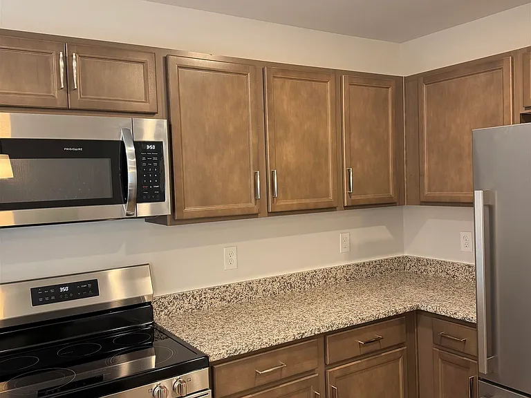 2014 Skyline Rd — Photo 9