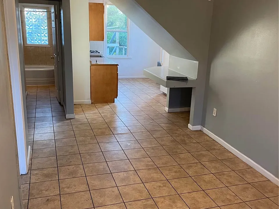 3001 Southern Ave #3