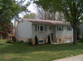 7 Hillcrest Dr, Downingtown, PA