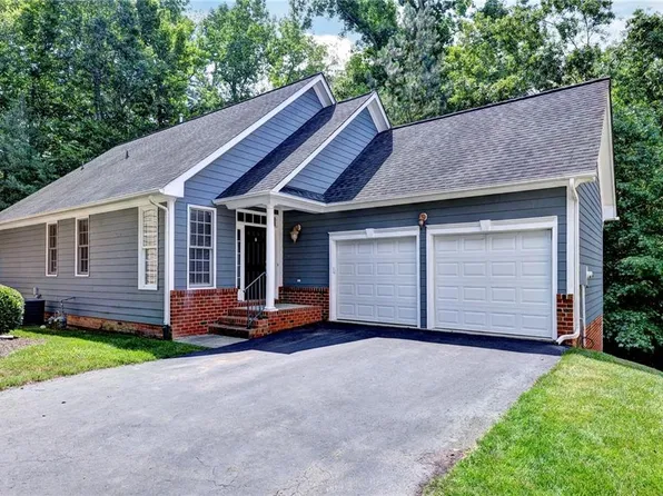 225 Shaindel Dr, Williamsburg, VA 23185