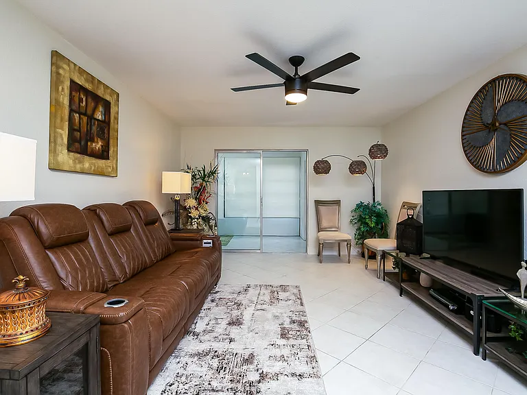 1225 Carlton Ct #205 — Photo 19