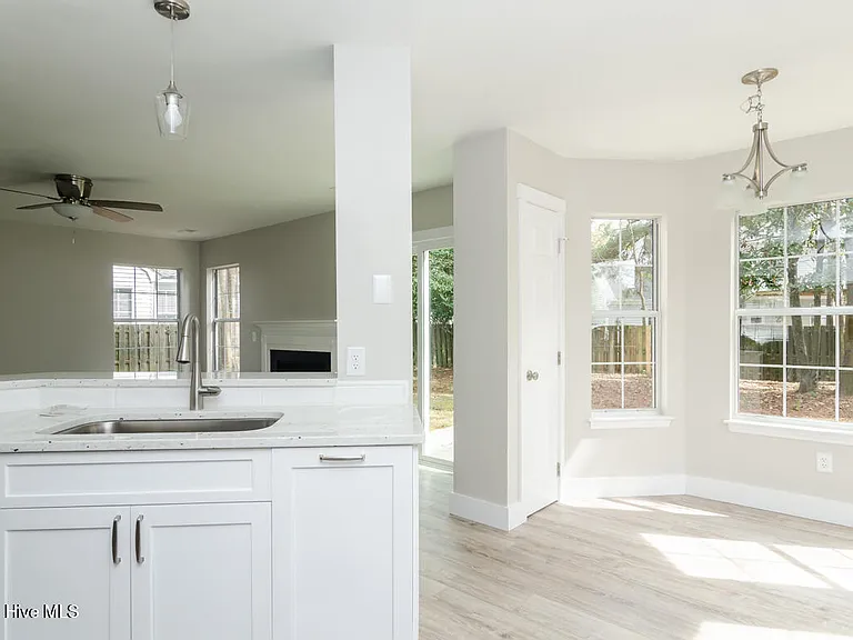 5308 Petral Ct — Photo 8
