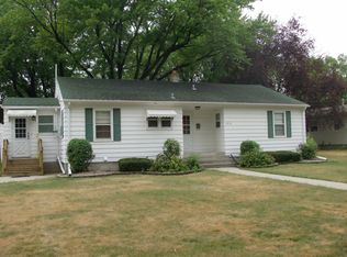 1213 N 3rd St, Aberdeen, SD 57401