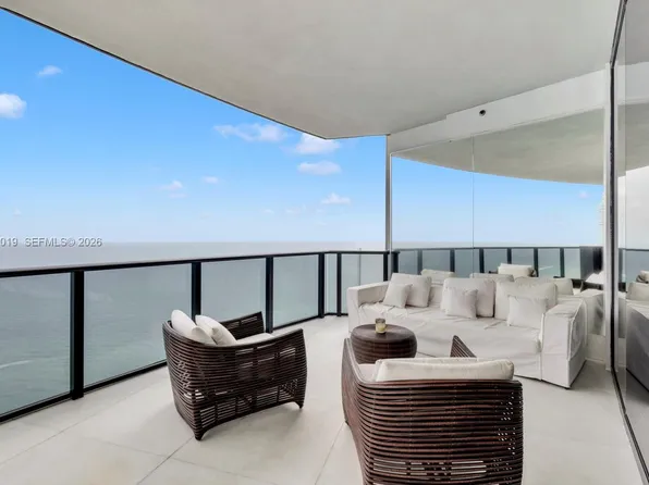 18555 Collins Ave APT 4605, Sunny Isles Beach, FL 33160