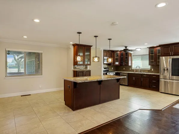 1921 Sherwood Ave, Modesto, CA 95350