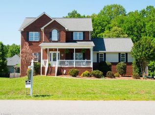 124 Redmeadow Dr, Advance, NC 27006