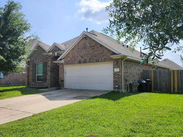 18115 Garnet Red Rd, Cypress, TX 77429