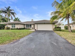 326 NW 101st Ter, Coral Springs, FL 33071