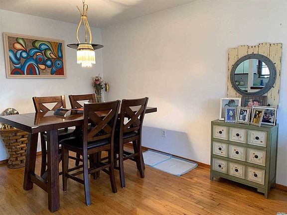 3rd image of 1907 Clintonville St #1