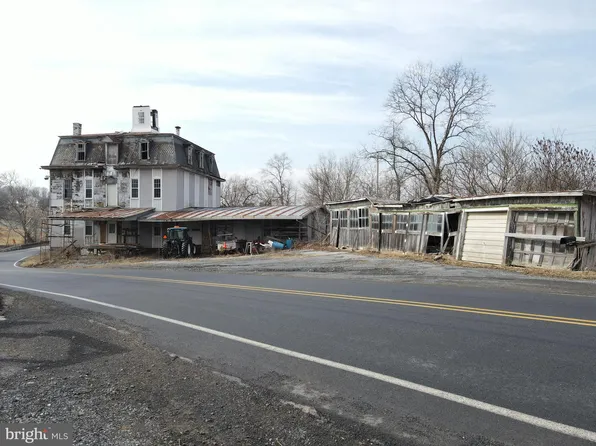 793 Frystown Rd, Myerstown, PA 17067