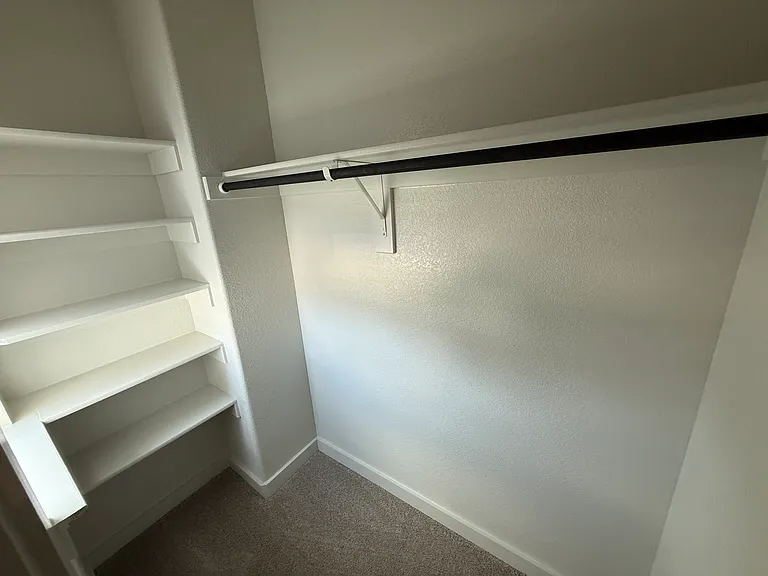 1106 Arborwood Dr — Photo 16