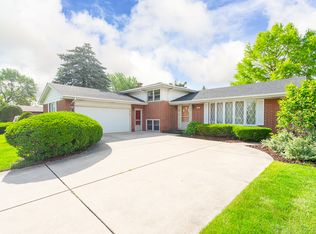 6049 W 129th St, Palos Heights, IL 60463