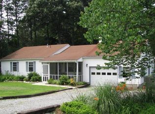 7207 Amherst Ln, Gloucester, VA 23061