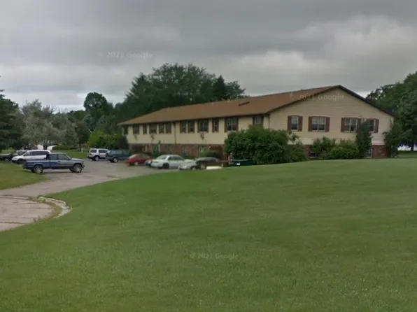 103 Parkview Cir APT 1, Columbus, WI 53925