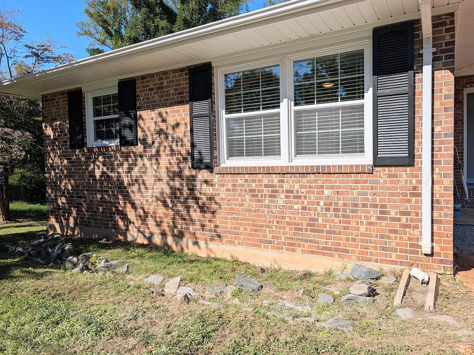 3 bed, 2172 sqft, $1,550 — Photo 1