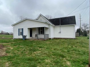 672 S Meridian Rd, Mitchell, IN 47446