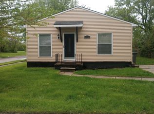 21740 Sharkey St, Clinton Township, MI 48035
