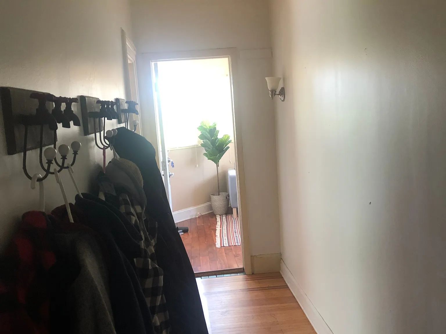 6 bed, $3,000 — Photo 4