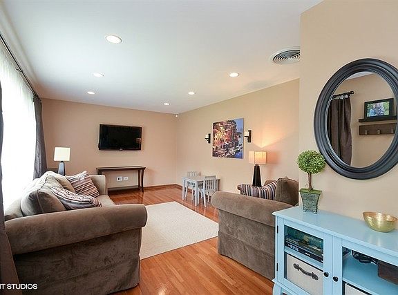 2nd image of 18523 Christina Dr
