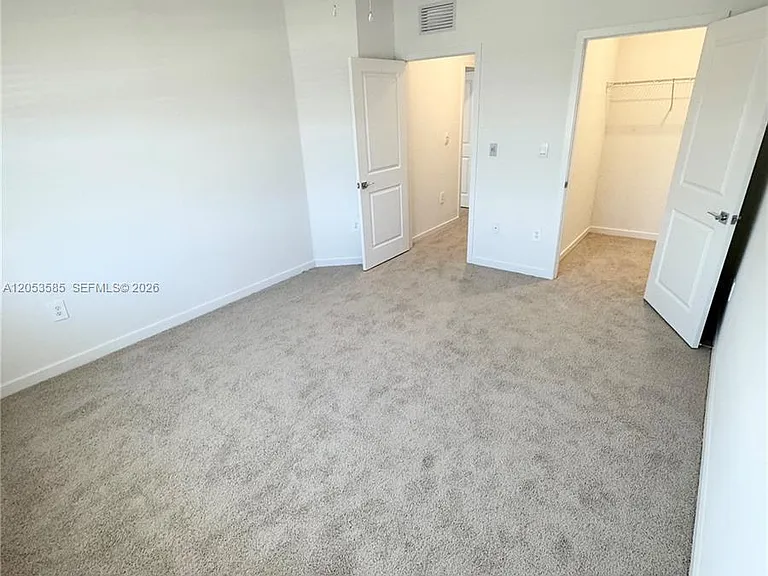 120 NE 13th Ter #120 — Photo 20