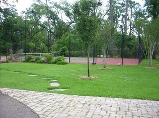 100 Doby Dr, Mandeville, LA 70448