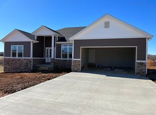 116 Sunday Silence Ct, Elizabethtown, KY 42701