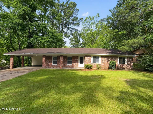 3045 Suncrest Dr, Jackson, MS 39212