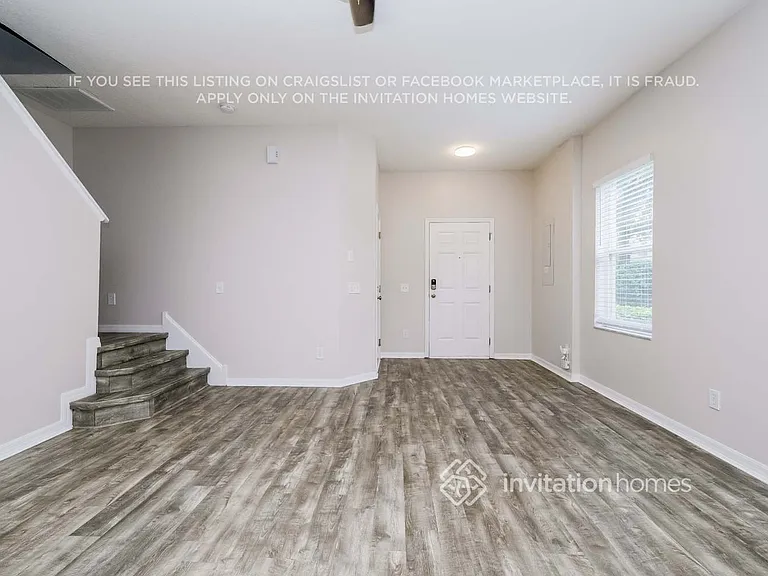 2935 Girvan Dr — Photo 2