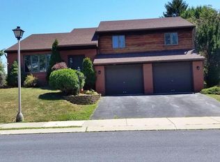 107 Windsor Dr, Ephrata, PA 17522