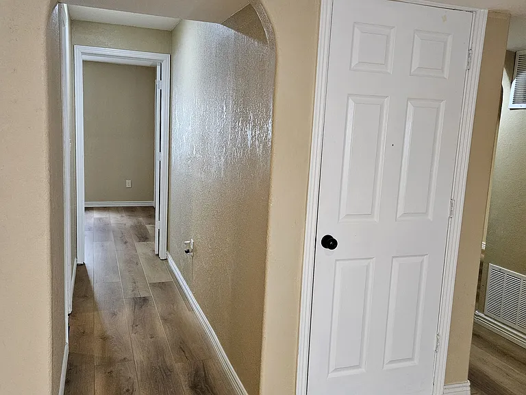 8444 Vanderwood Rd — Photo 4