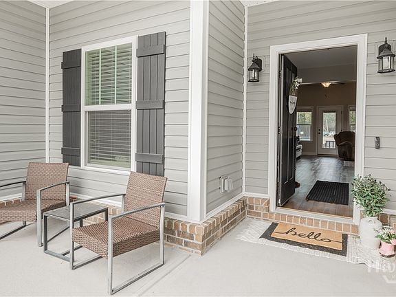 2nd image of 405 Pivot Point