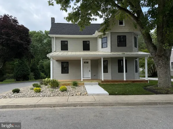 12 Burley St, Berlin, MD 21811