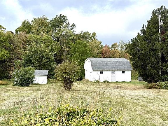 4th image of 7691 Mercer Pike